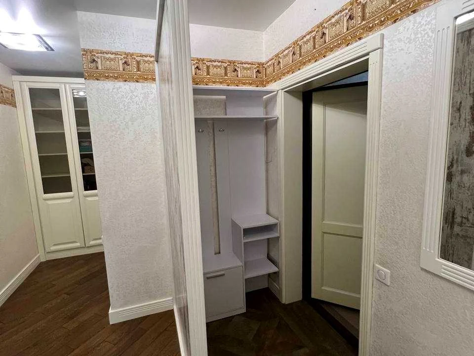 Apartment. Bohdanivska Street, Kyiv