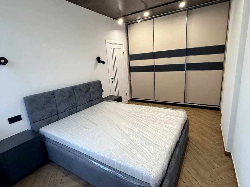 Apartment. Brothers Chibineyeve Street, Kyiv