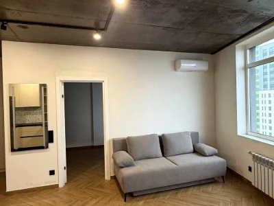 Apartment. Brothers Chibineyeve Street, Kyiv