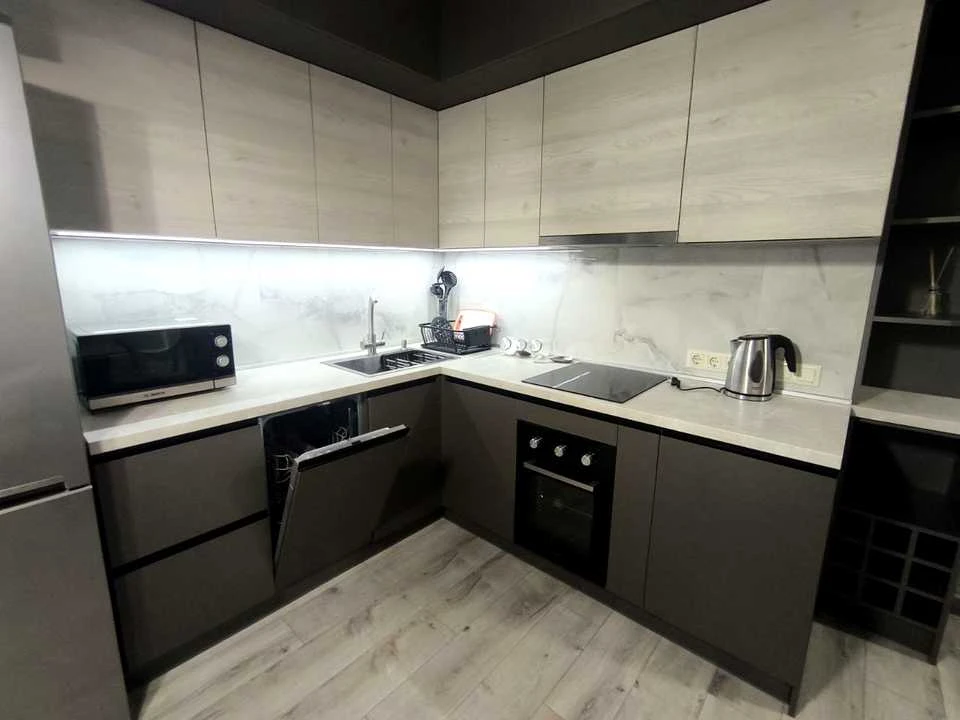 Apartment. Eugene Sverktyka Street, Kyiv