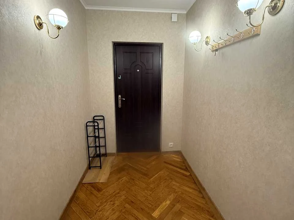 Квартира. Киев, улица Ирпинская