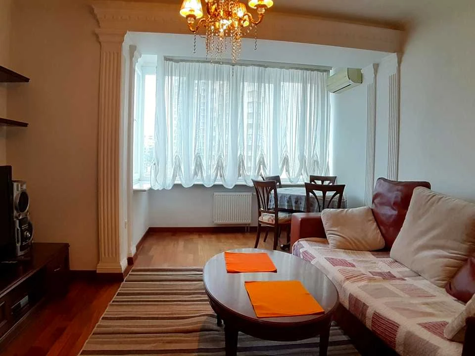 Apartment. Holosiivsky Prospect, Kyiv