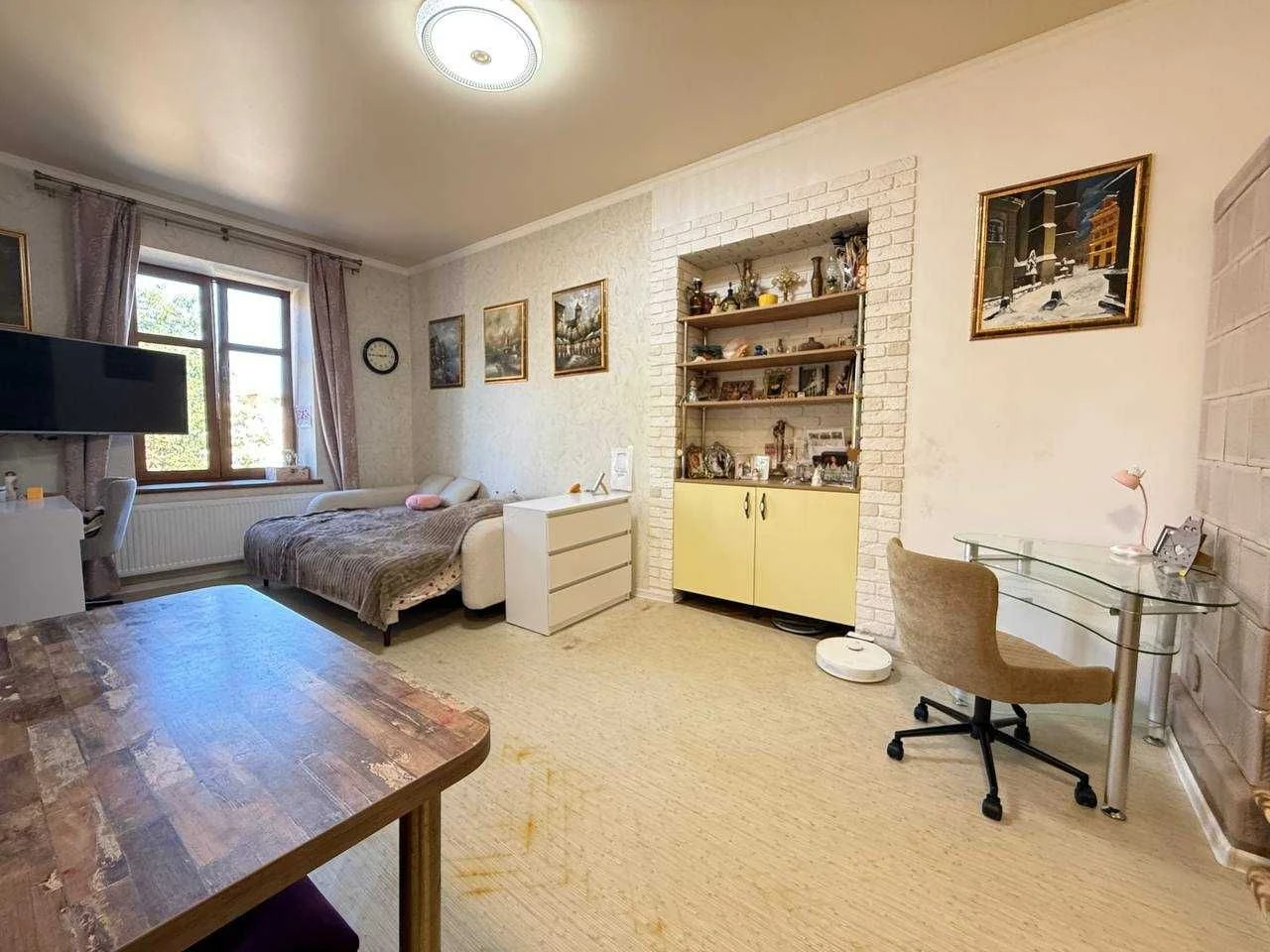 Sale of 1-bedroom apartment on Stefanika Street - Heart of Lviv