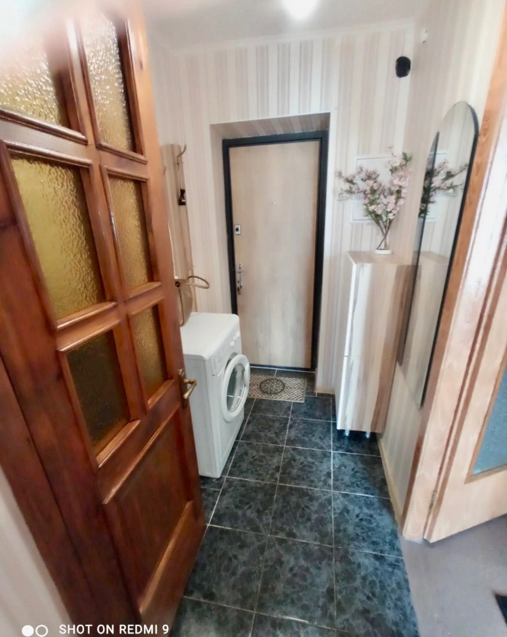 Продам 1 комнатную квартиру на Гагарина Новая Линия,  Метро