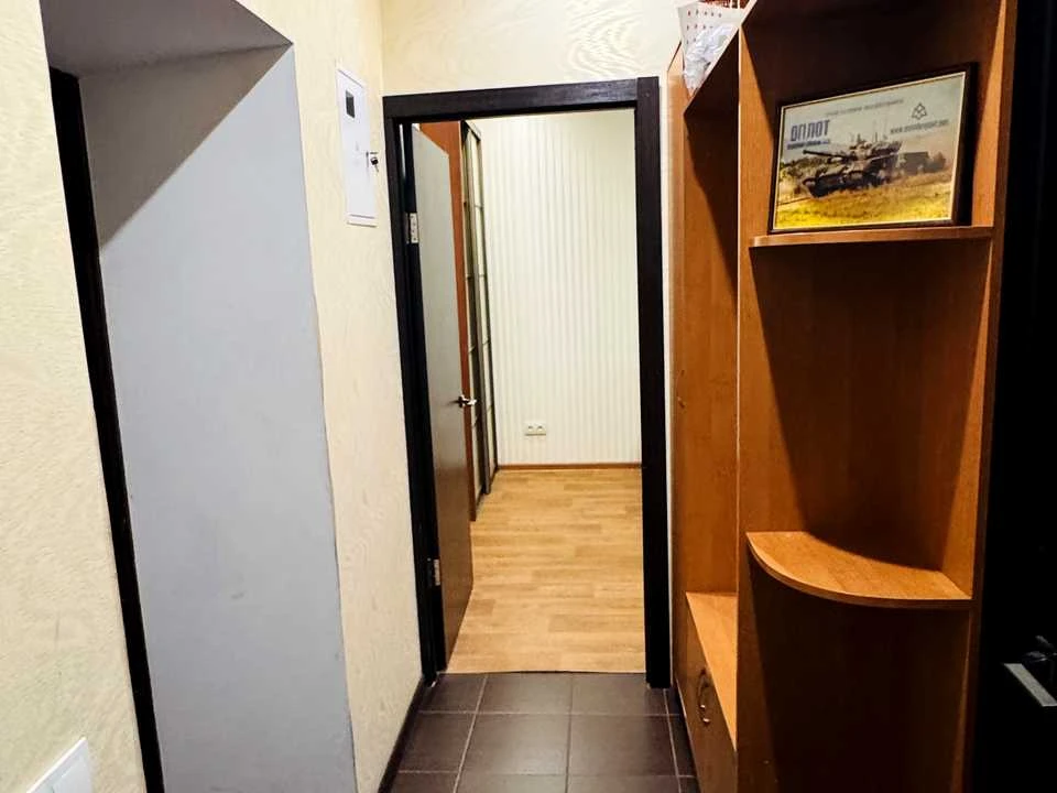 Apartment. Grigorievskoho Avenue, Kharkiv