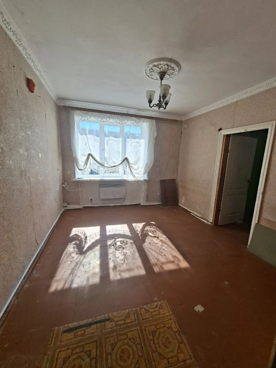 Продам 2х квартира Крытый рынок.