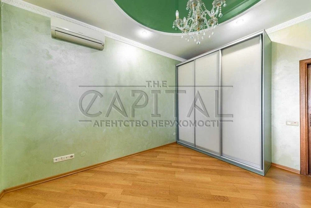 Apartment for sale, Dmytrivska St., Luk'yanivska metro station, Center