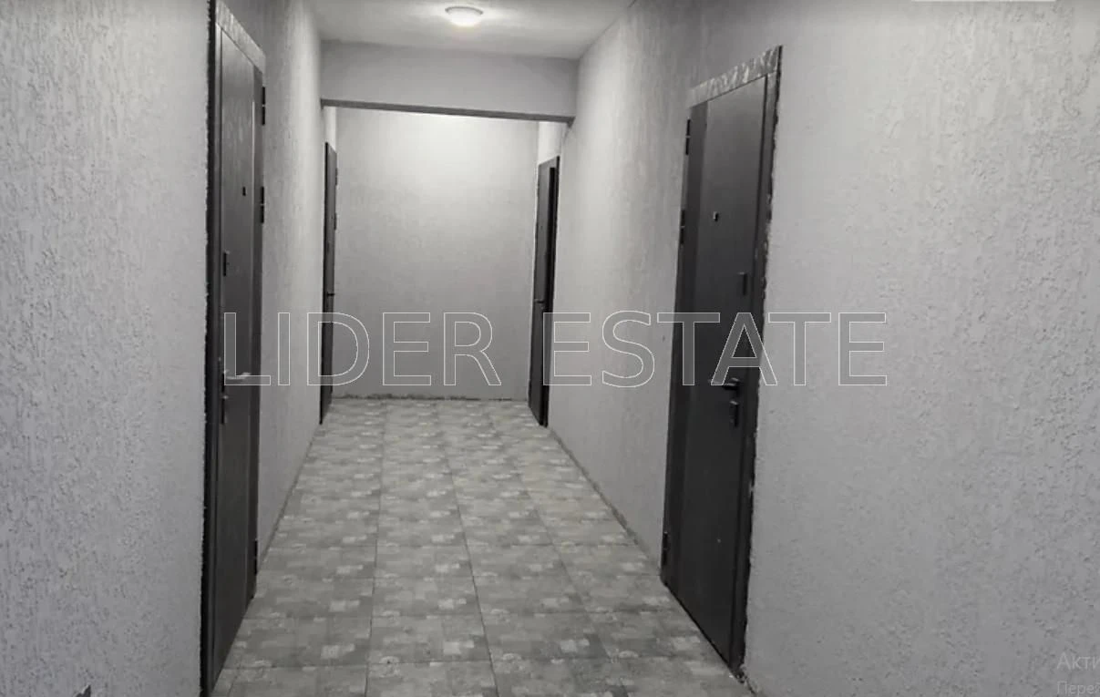 For Sale: 2-Room Apartment, 41 sq m, 1/4, Ozernyi Kraj Residence, Uzhgorod –