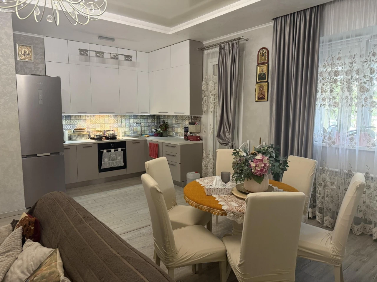 3 кімнатна квартира, в. Срібляста, район Червениці