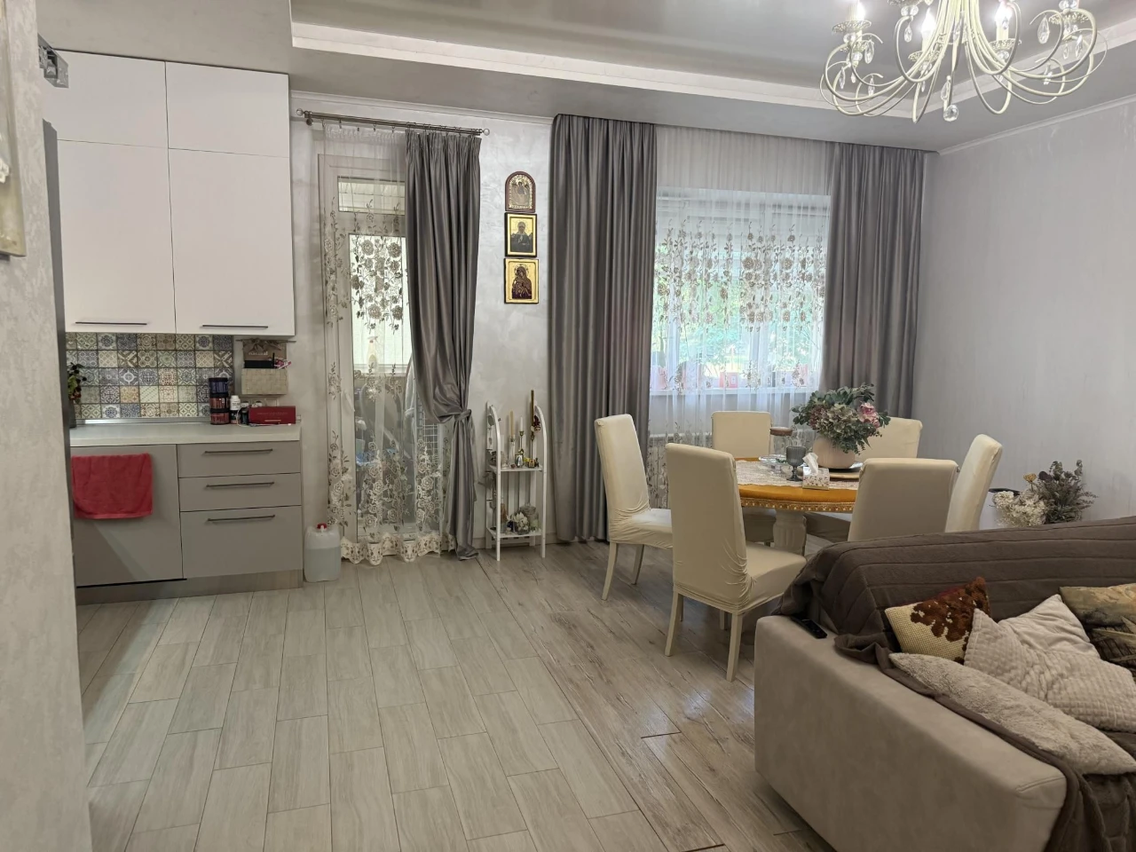 3 кімнатна квартира, в. Срібляста, район Червениці
