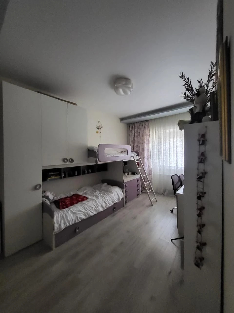 3 кімнатна квартира, в. Срібляста, район Червениці