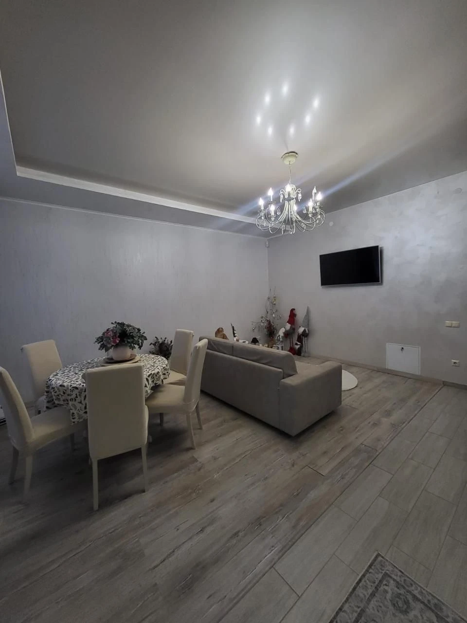 3 кімнатна квартира, в. Срібляста, район Червениці