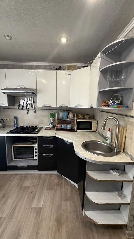 For Sale: 1-Bedroom Apartment