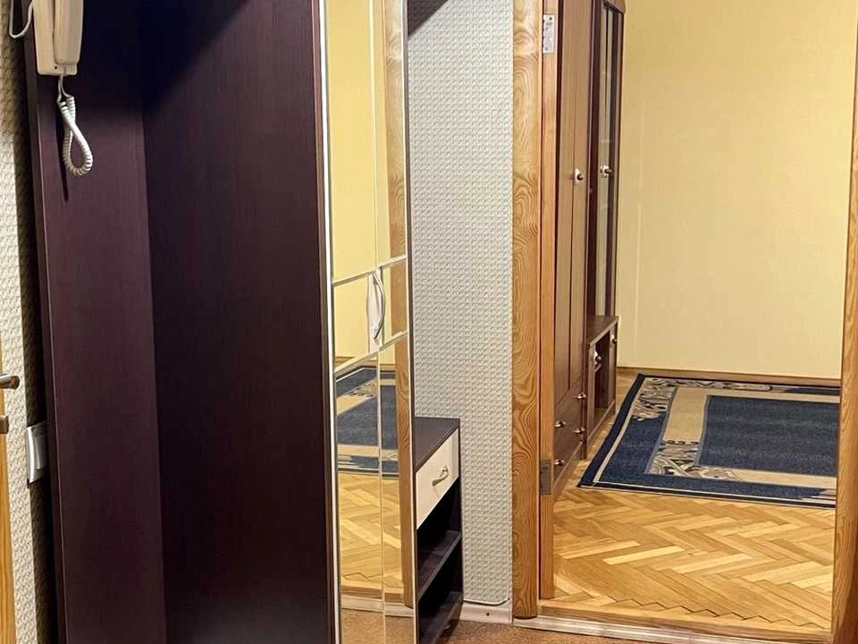 Apartment. Kyiv, Naukova Avenue