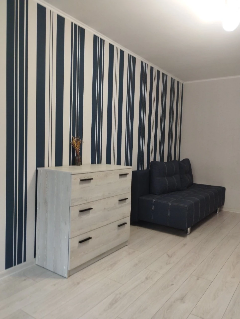 Продається двокімнатна квартира,в районі Седова,по вулиці Рі