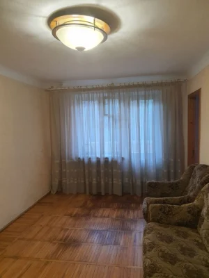 Продажа 2-комнатной квартиры в районе парка!