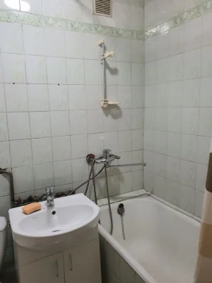 Продажа 2-комнатной квартиры в районе парка!