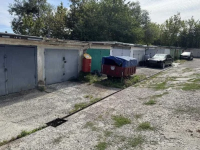 Продаж цегляного гаража з оглядовою ямою, АГК «Пасічник», ву