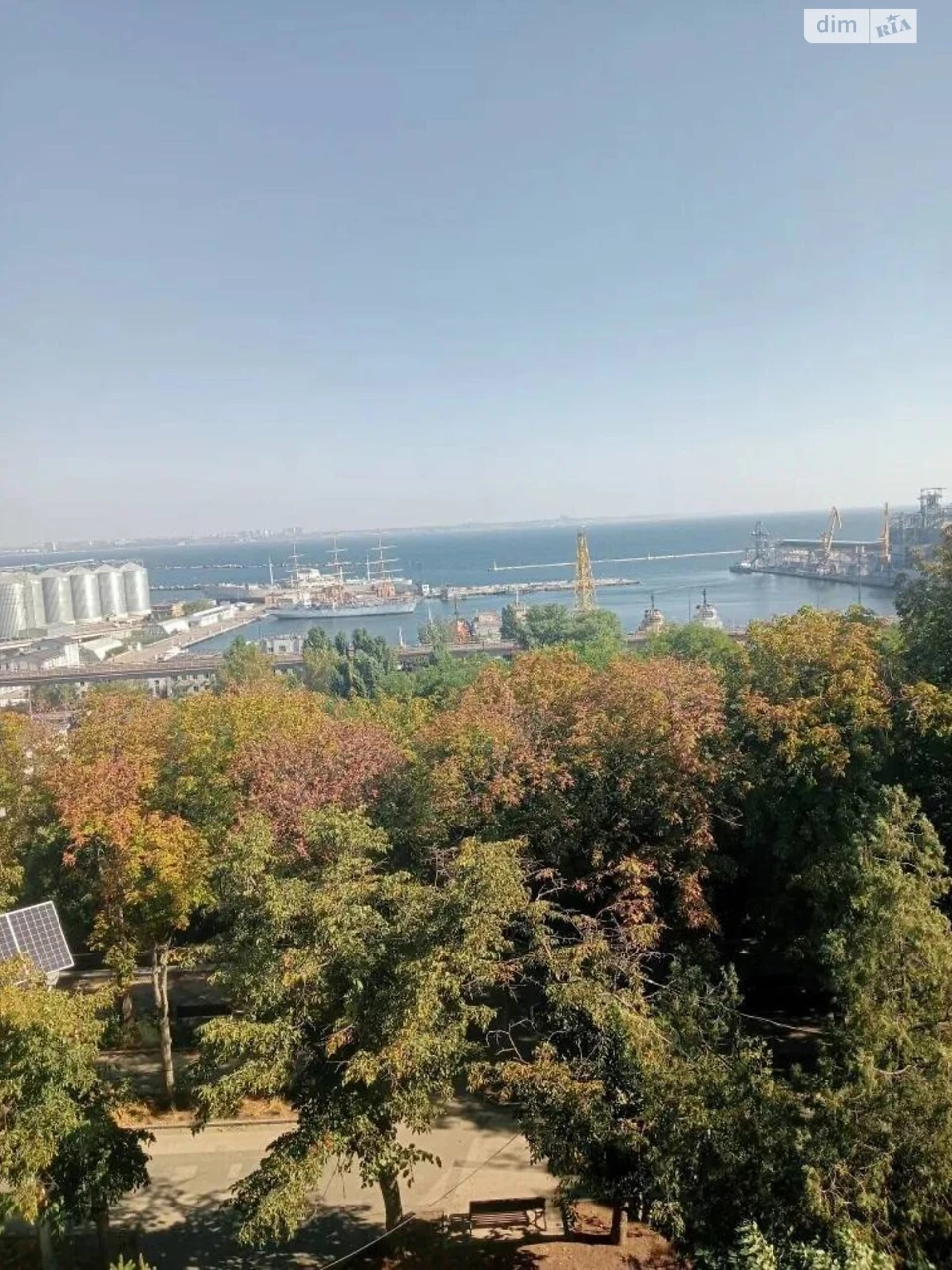Продается квартира на Приморском бульваре