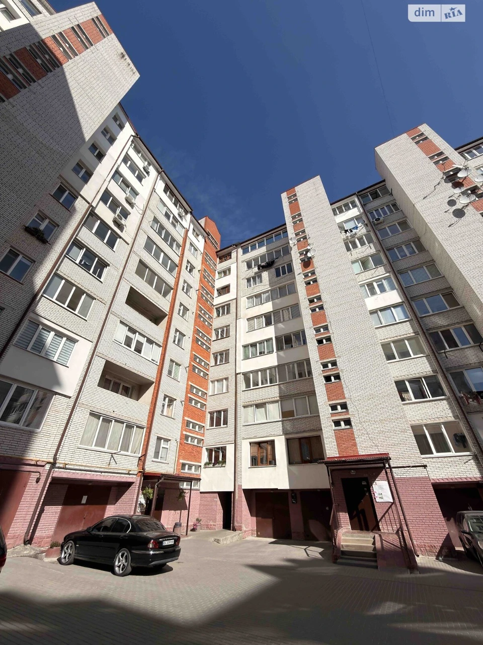 Apartment for Sale: Apartment in "Bам"