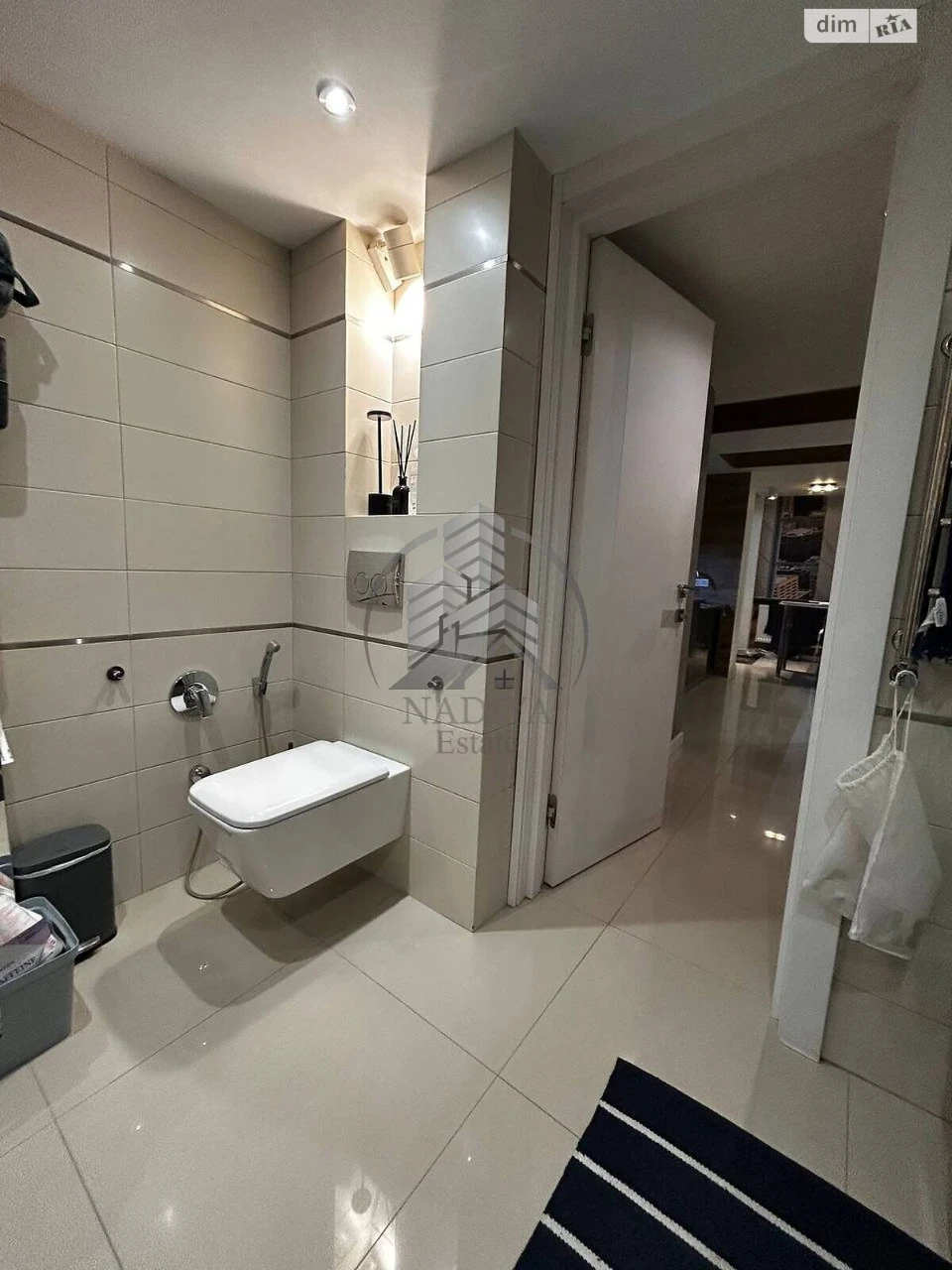 Long-Term Rental Apartment in New World
