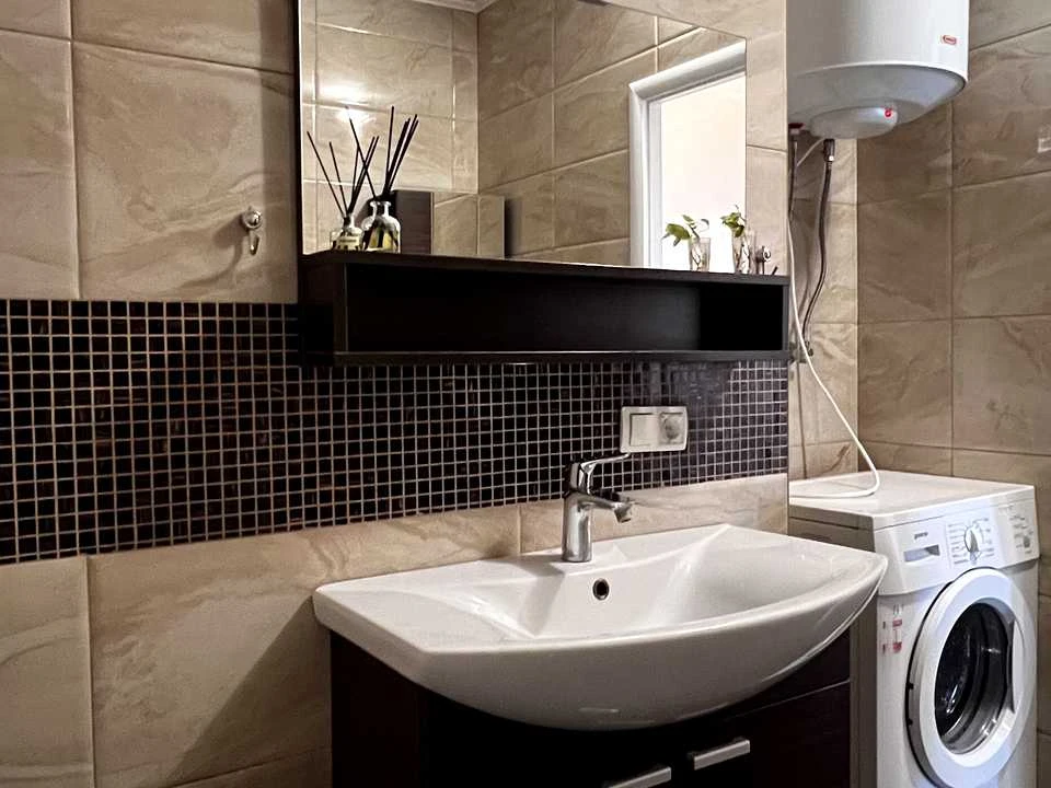 Apartment. Voskresensky Prospect, Kyiv