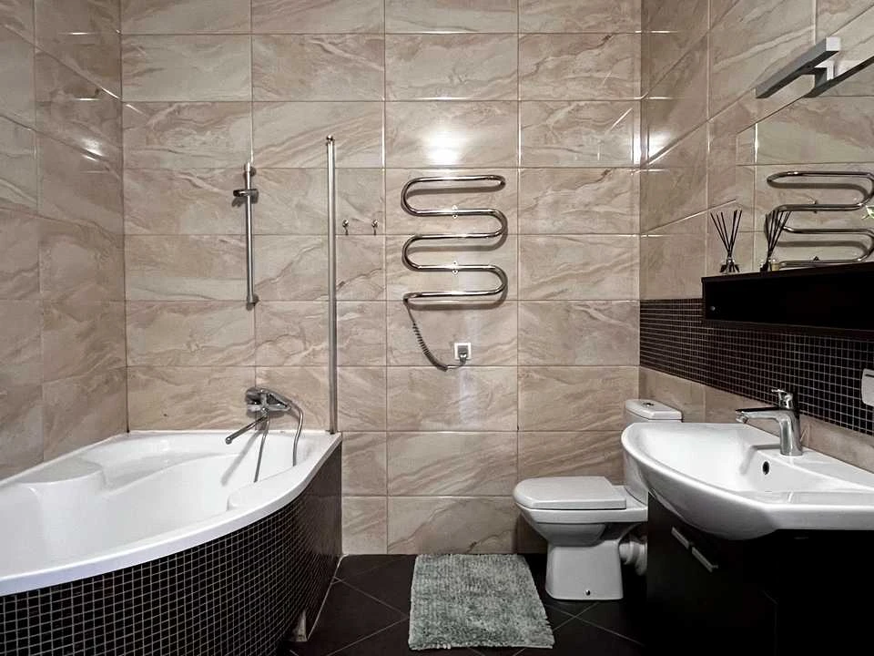 Apartment. Voskresensky Prospect, Kyiv