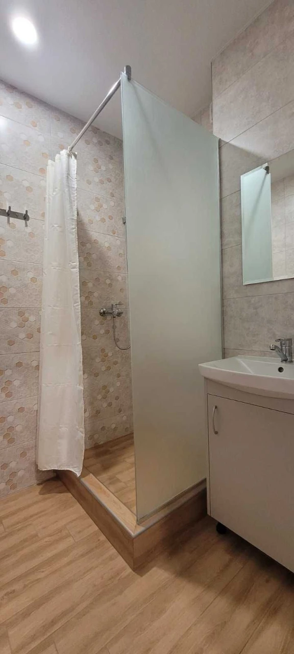 Rent 1k apartment in ЖК Лебединий, вул. Ревуцького 40 б. м. Харьковская