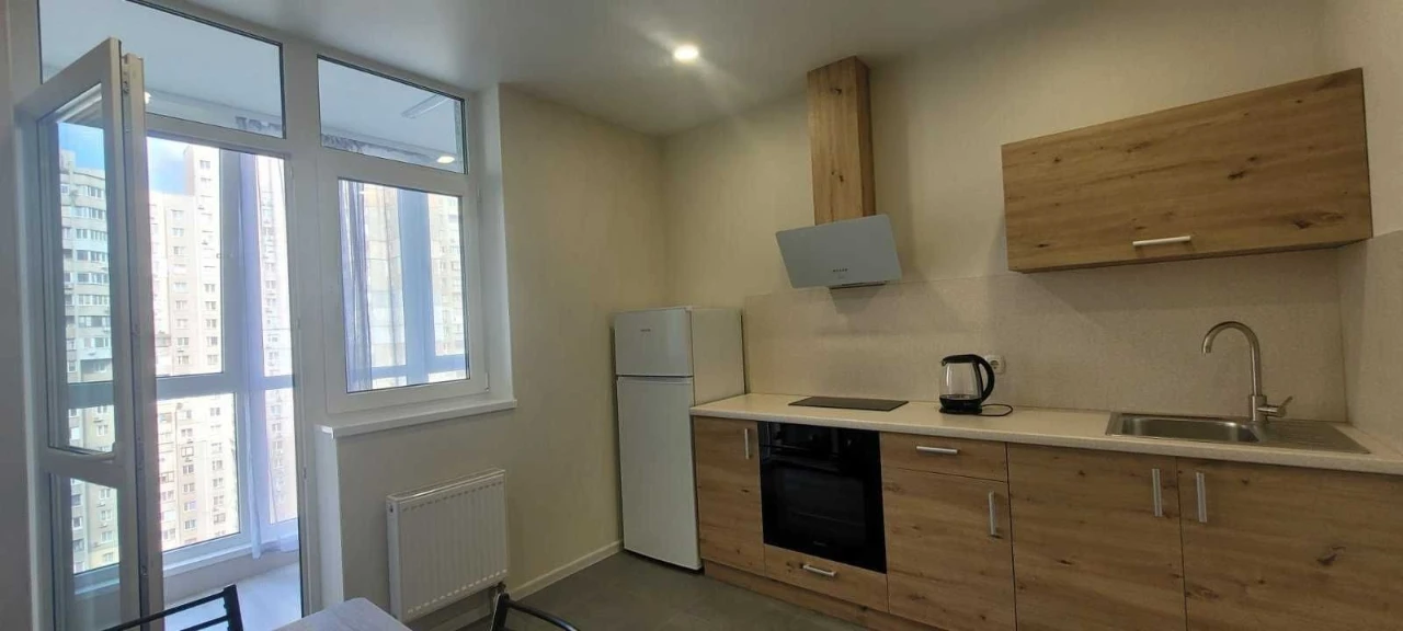 Rent 1k apartment in ЖК Лебединий, вул. Ревуцького 40 б. м. Харьковская