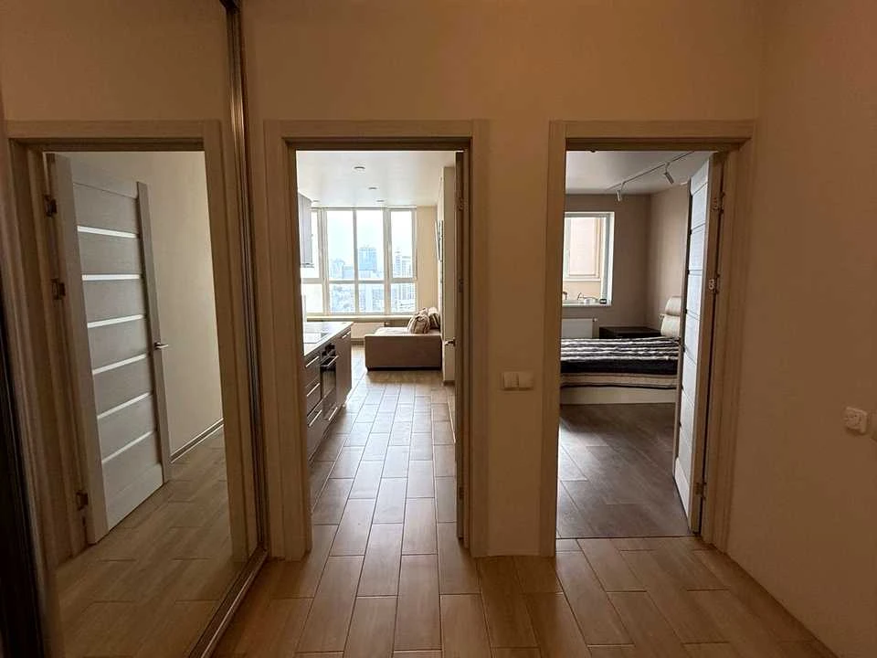 Apartment. Kyiv, Beryesteys'kyi Prospect