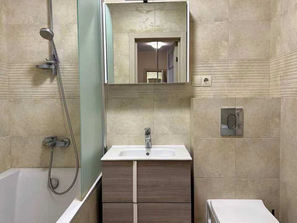 Apartment. Kyiv, Beryesteys'kyi Prospect