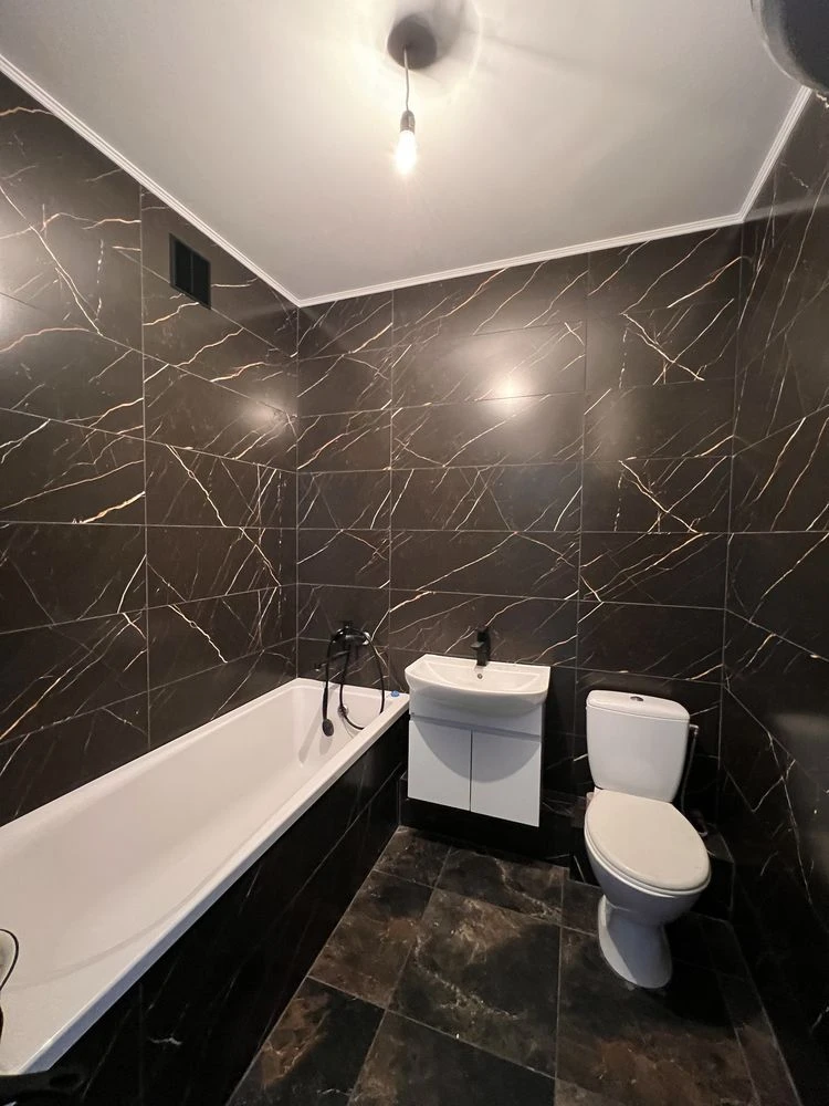 Продажа квартиры 50 м2 с ремонтом и гардеробной!