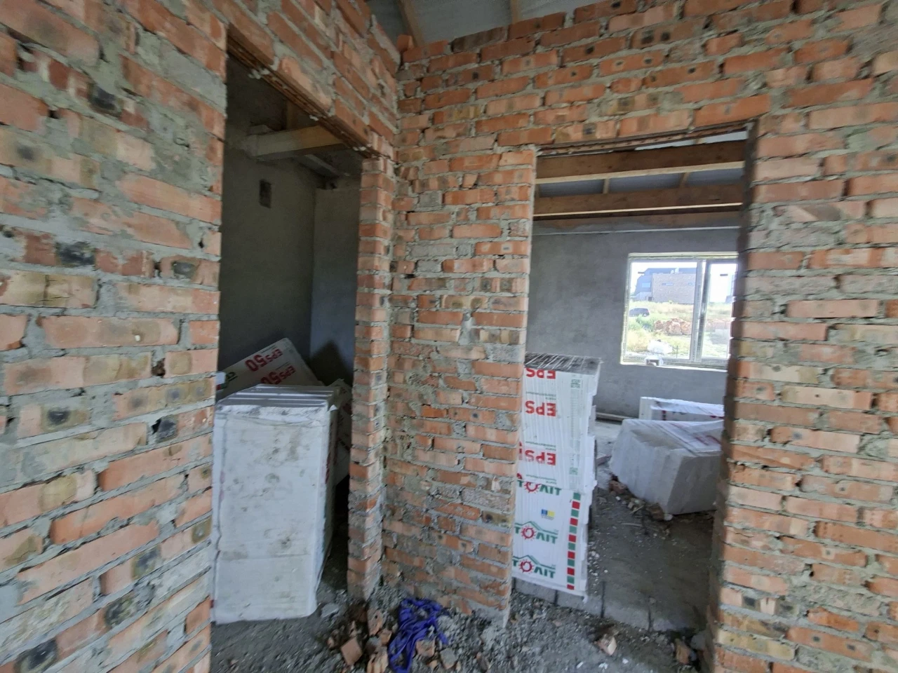 Продаж котеджу дуплекс в районі "Дружба"