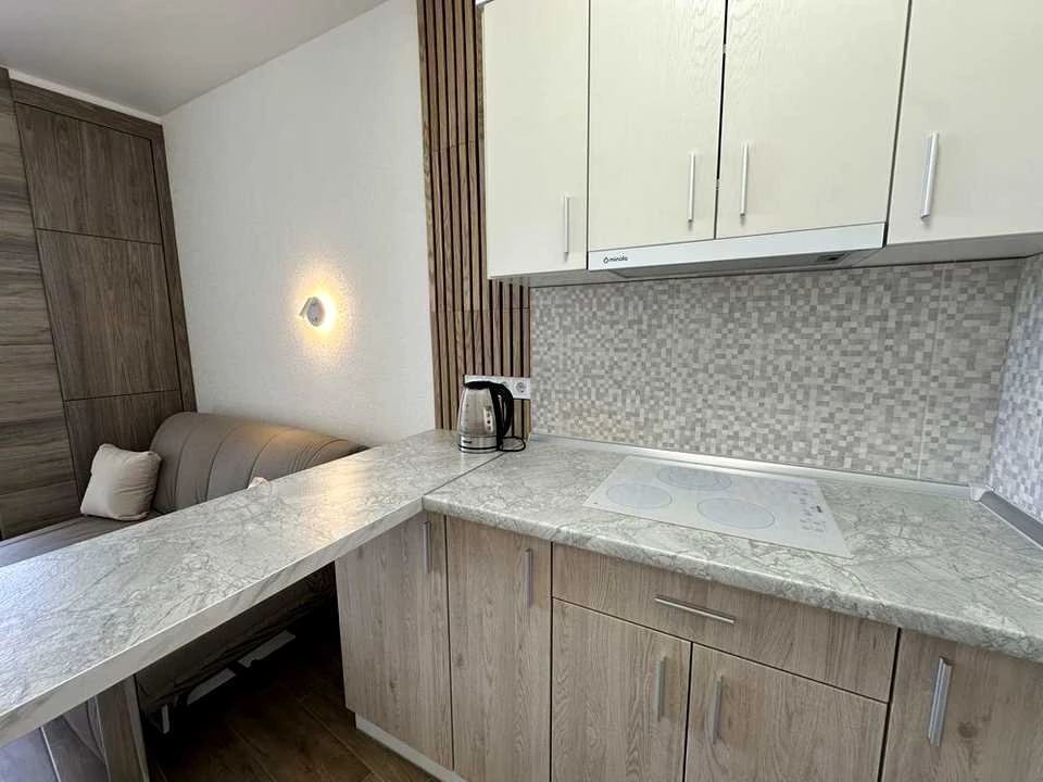 Apartment. Odesa, Pishonivsky Prosv.