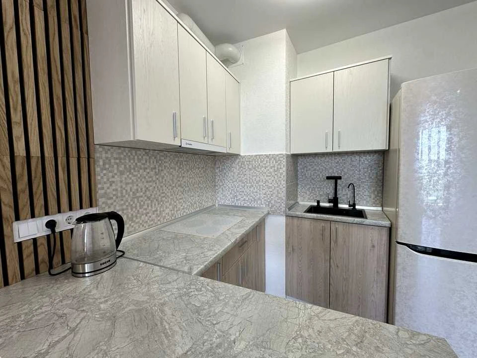 Apartment. Odesa, Pishonivsky Prosv.
