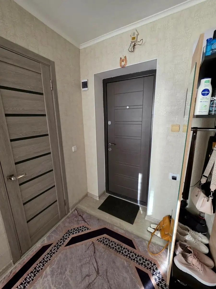 One-Bedroom Apartment for Sale - Renovated - Inhulyi District