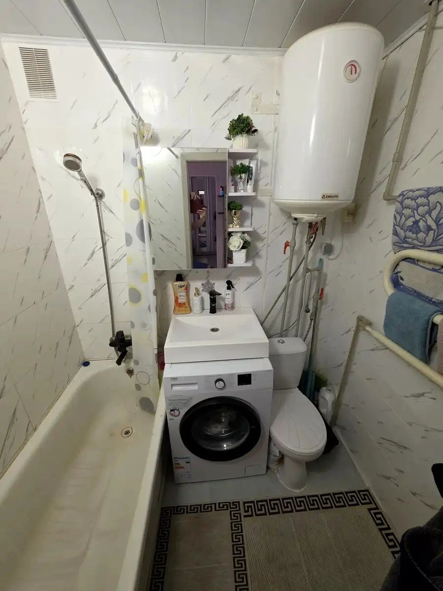 One-Bedroom Apartment for Sale - Renovated - Inhulyi District