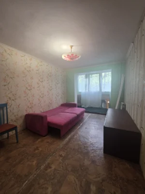I am selling a one-bedroom apartment on Kolodyzna Street, residential area