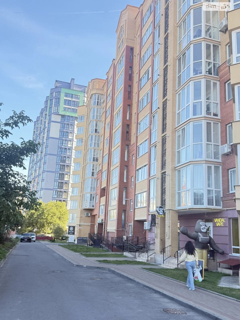 Sale of Apartment in Tarasivsky Street