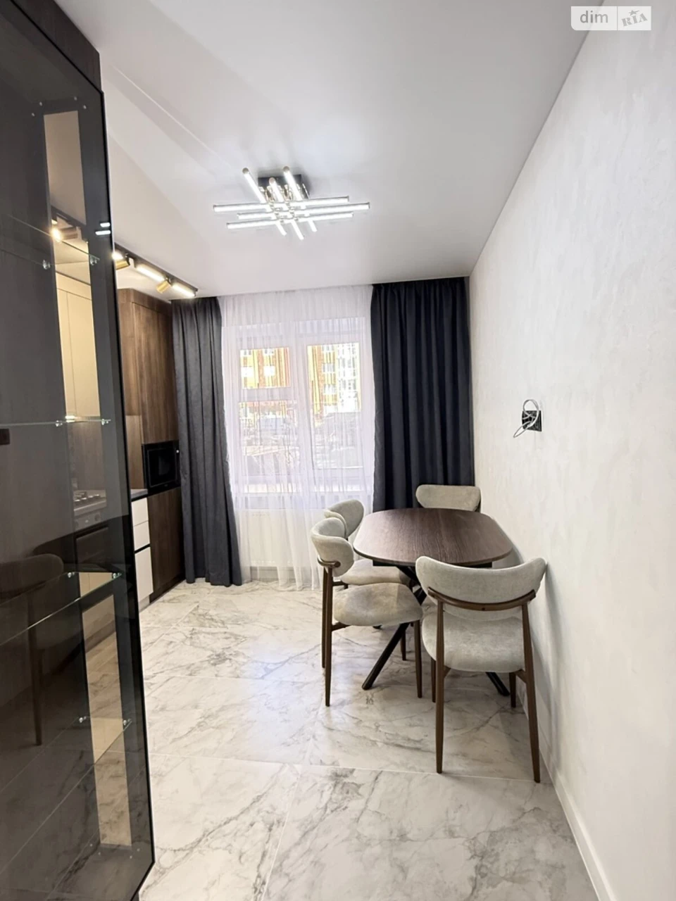 Sale of Apartment in Tarasivsky Street
