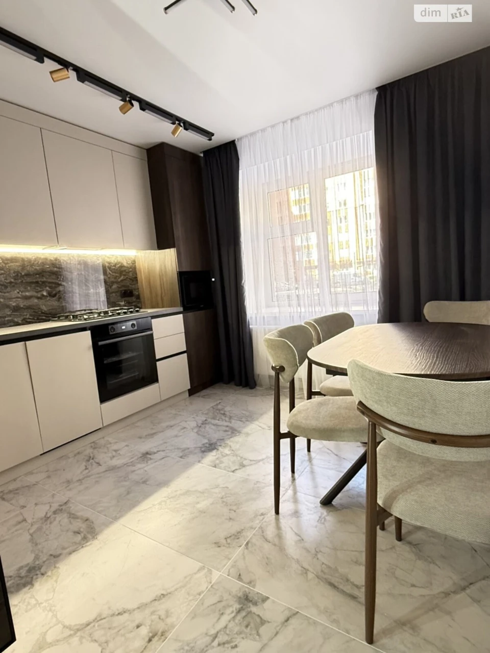 Sale of Apartment in Tarasivsky Street