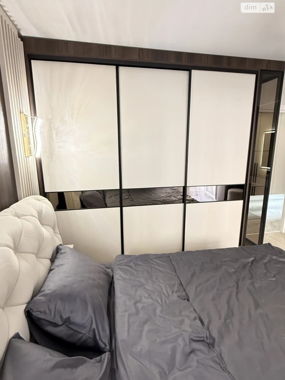 Sale of Apartment in Tarasivsky Street