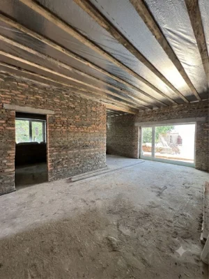 Sale of a modern one-story house in a good area