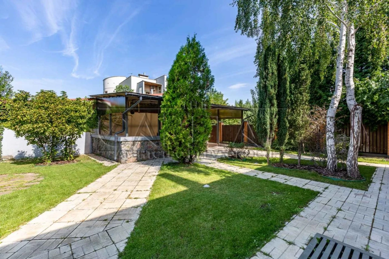 Продажа дома c ремонтом, Дарницкий р-н, Осокорки