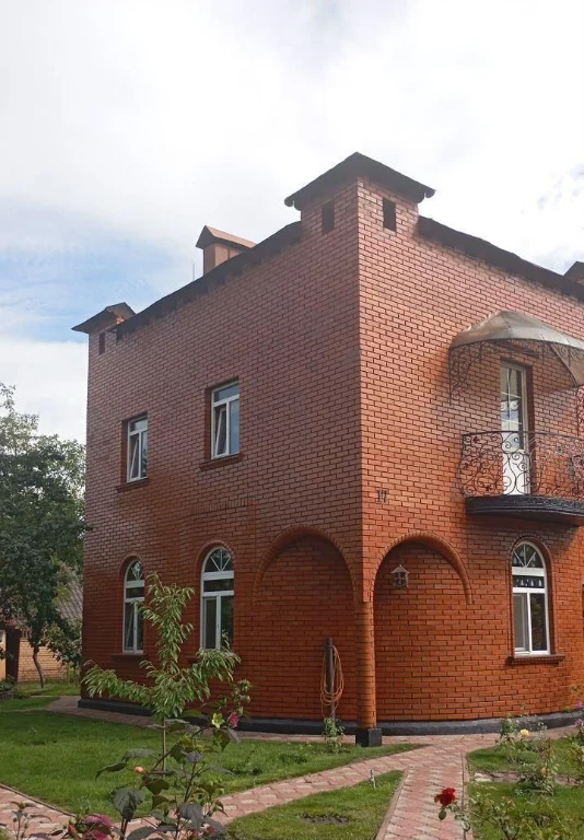 Продається 2 пов будинок, 6 соток Берковець (Академмістечко)