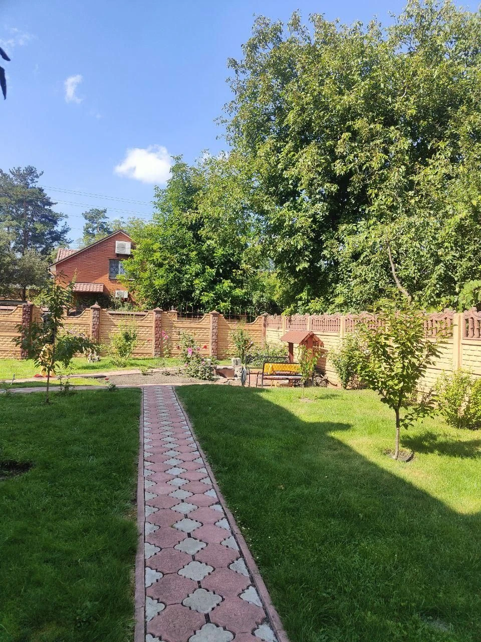 Продається 2 пов будинок, 6 соток Берковець (Академмістечко)