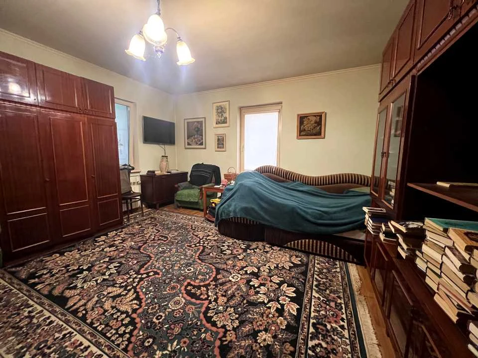 Квартира. Черновцы, Лукьяна Кобилицы ул.