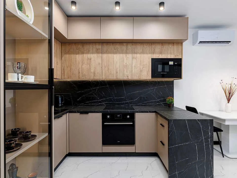 Apartment. Lviv, Kul'parkivska St.