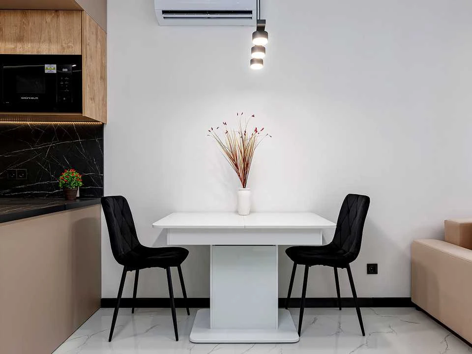 Apartment. Lviv, Kul'parkivska St.