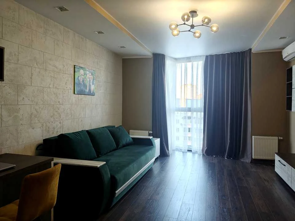 Apartment. Dragomanoho Street, Kyiv